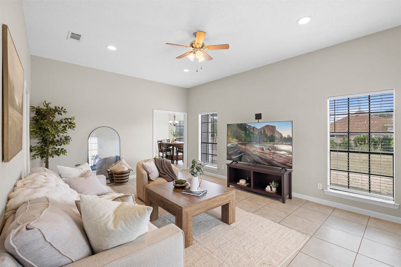 1081 Private Road 7023 - Photo 1