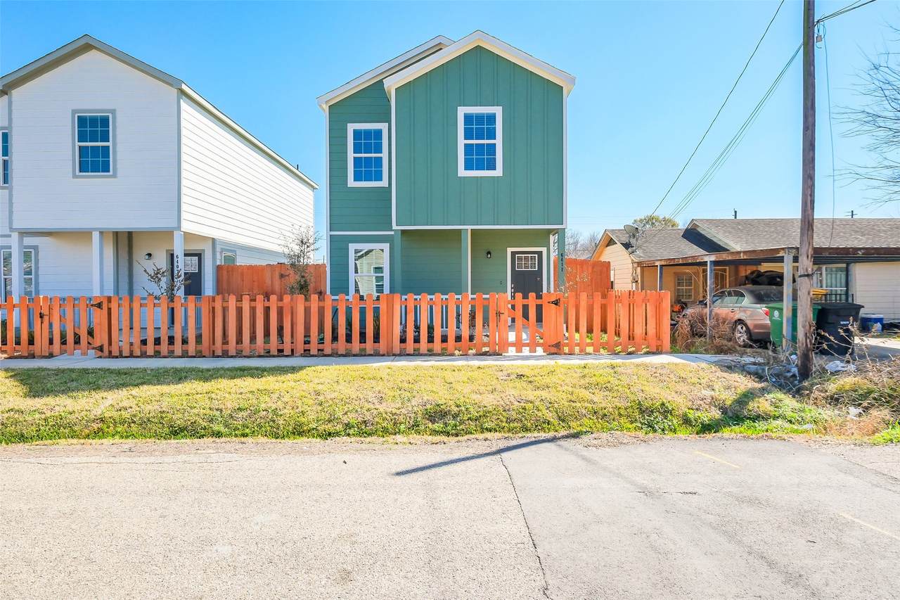 6407 Paris Street - Photo 1