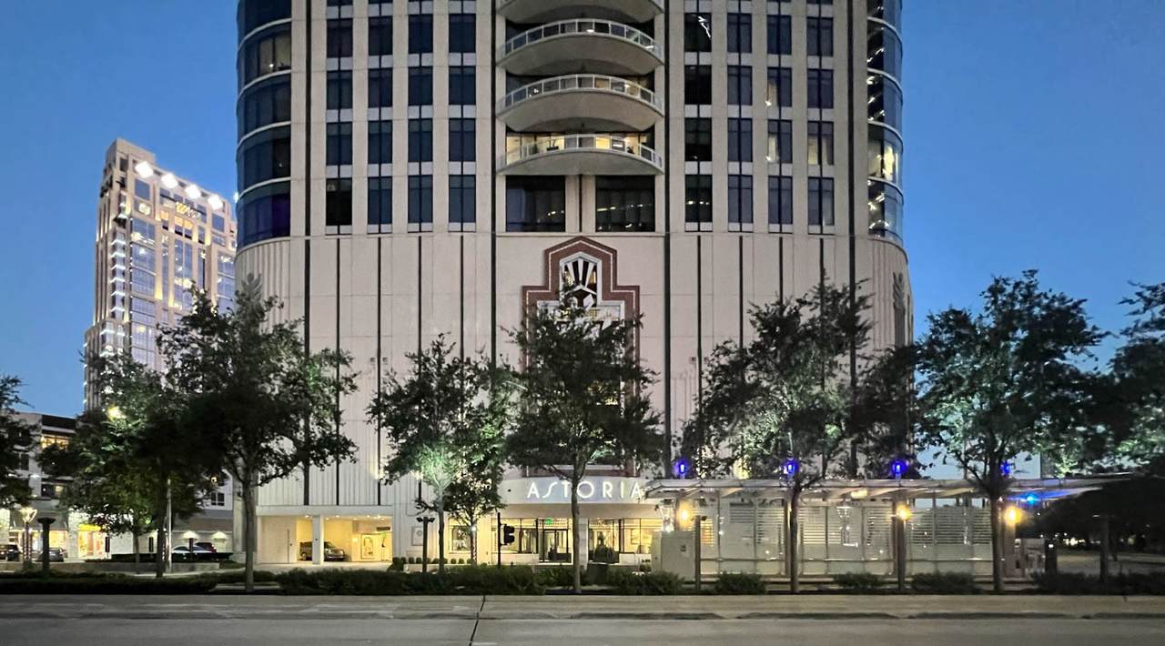 1409 Post Oak Blvd - Photo 1