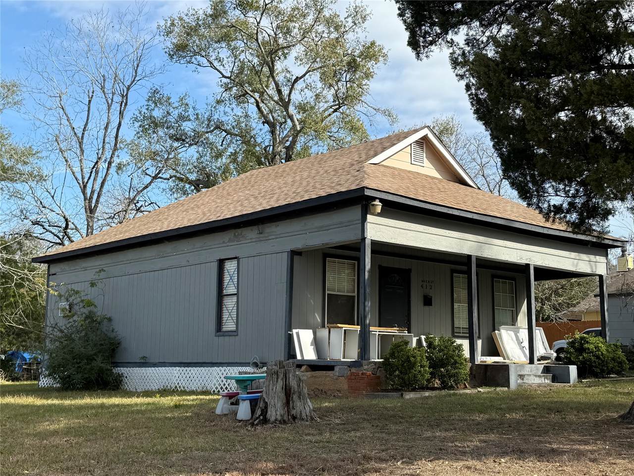 412 Waco Street - Photo 1