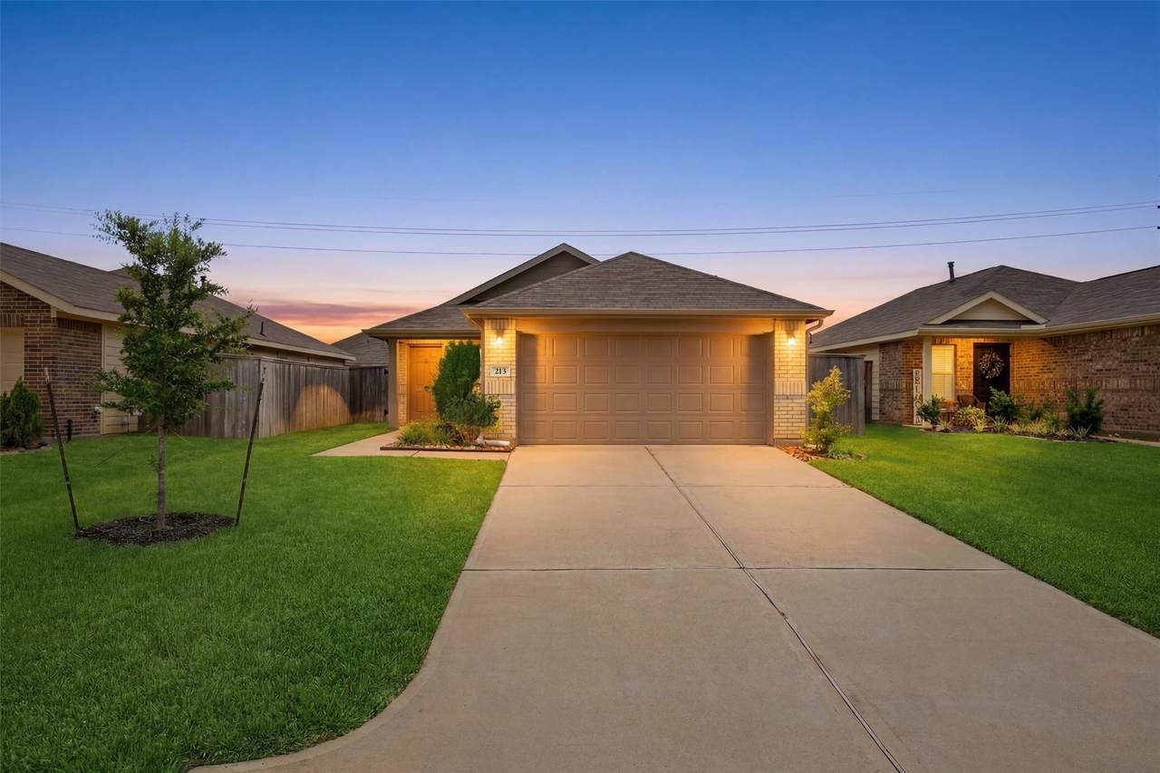 213 Rustic Ridge Circle - Photo 1