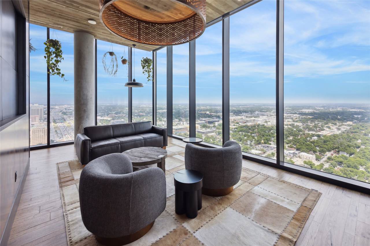 84 East Avenue - Photo 1