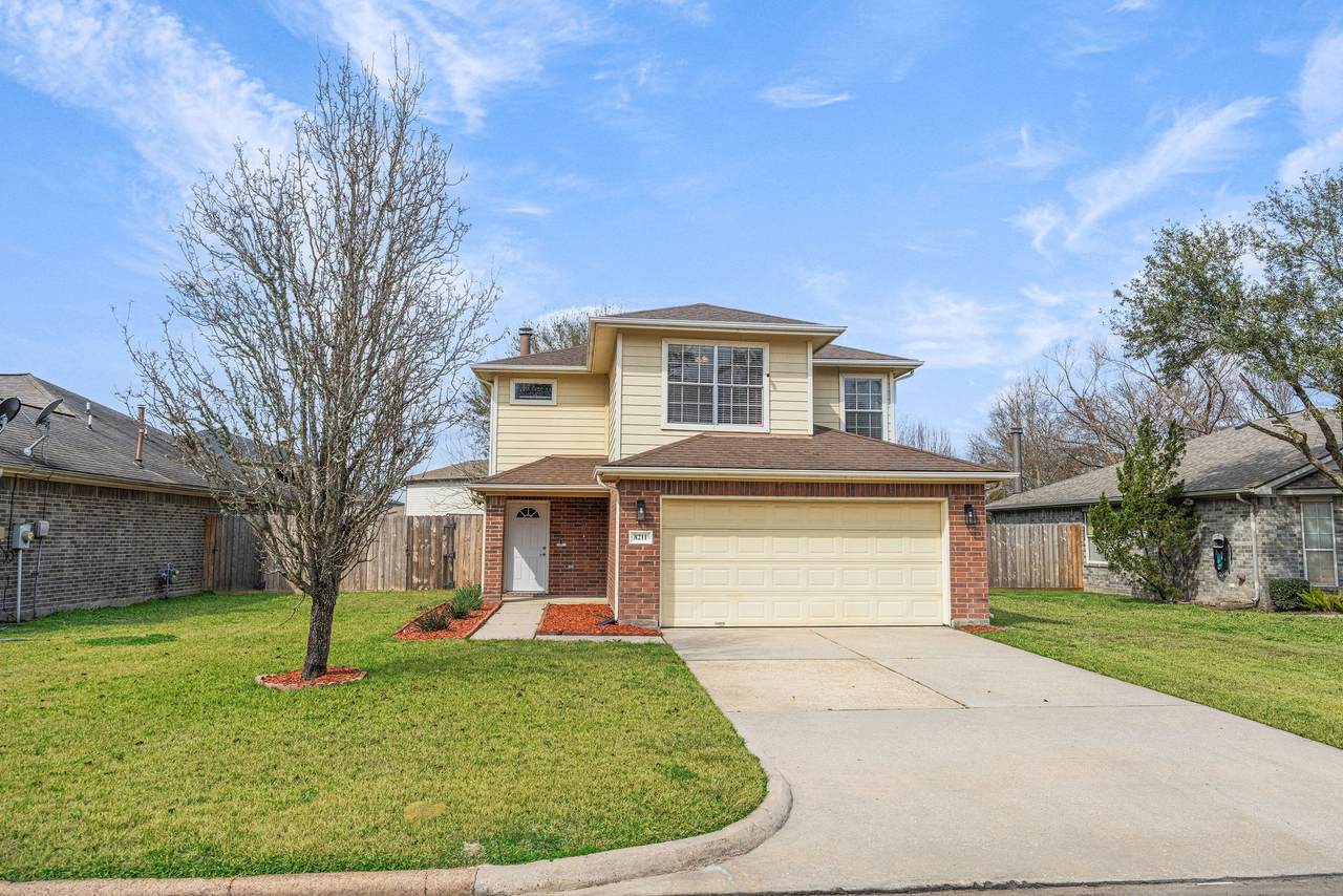 8211 Scarlet Tanager Drive - Photo 1