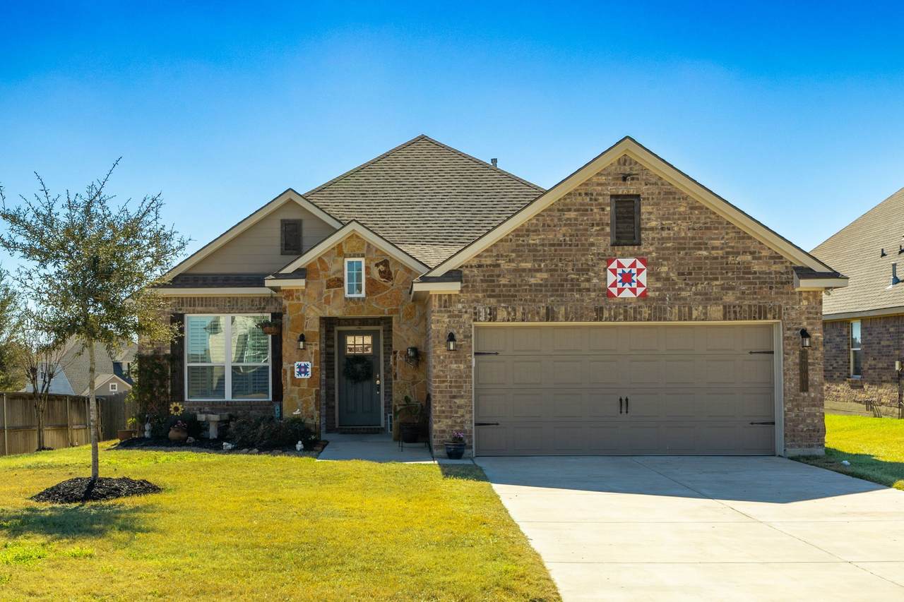 2001 Vineyard Pass - Photo 1