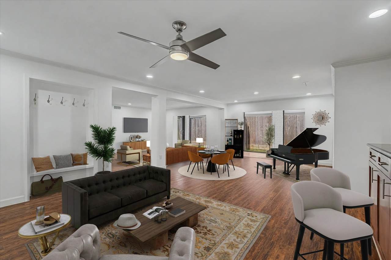 7575 Katy Freeway - Photo 1