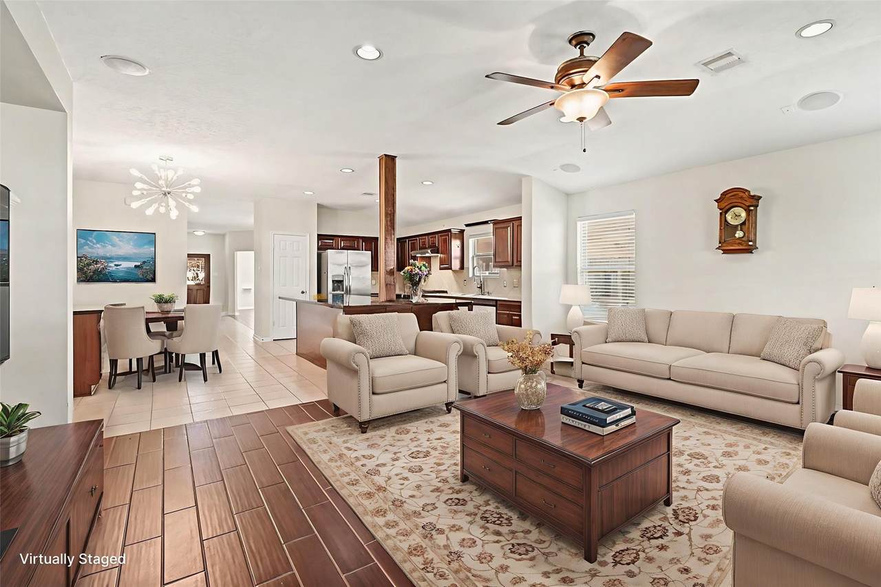 674 Fountain View Lane - Photo 1