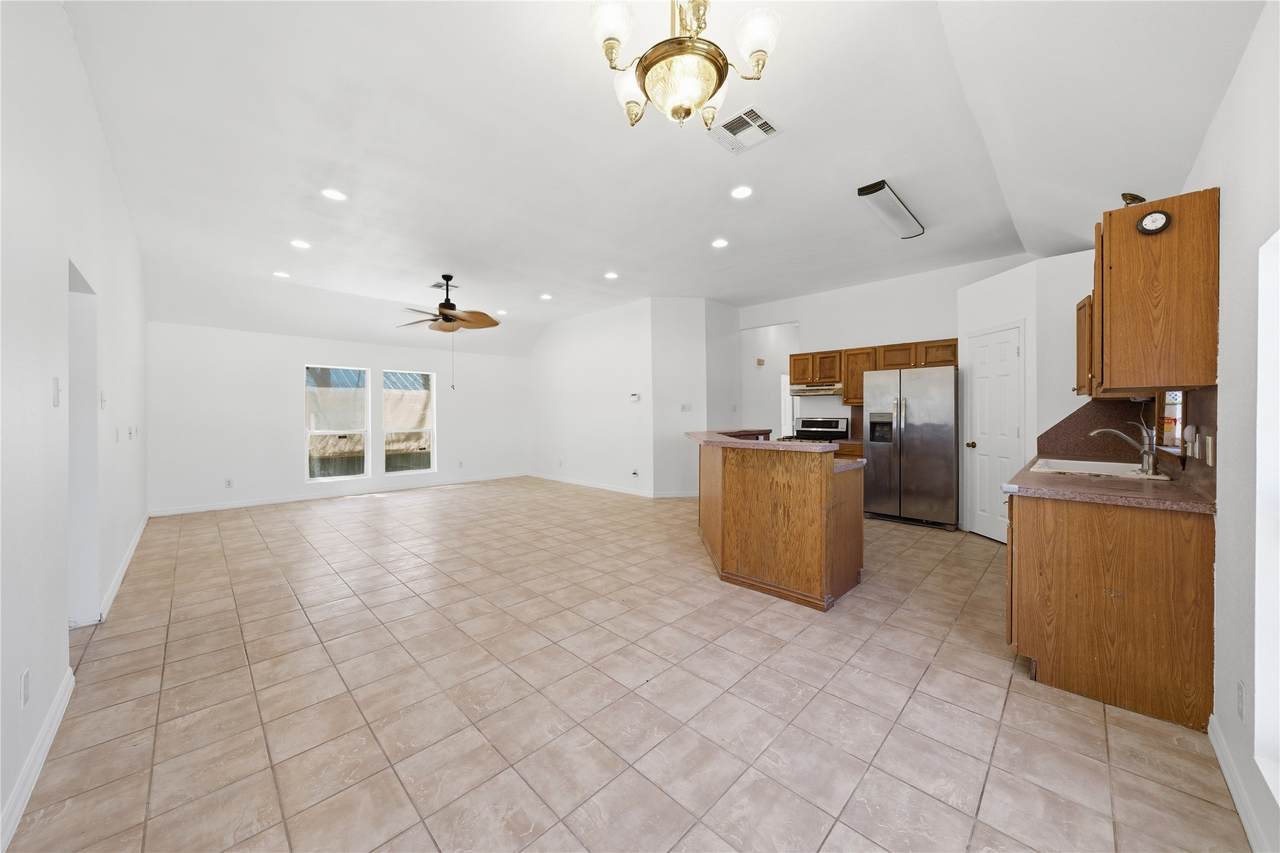 3305 23rd Street - Photo 1