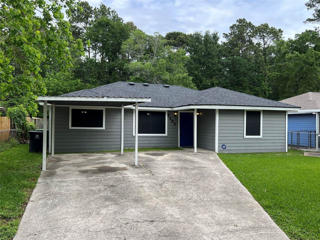 9505 Everglade Drive - Photo 1