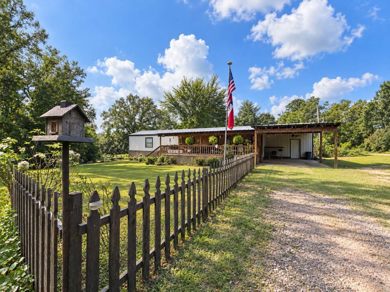 1343 County Road 2925 - Photo 1