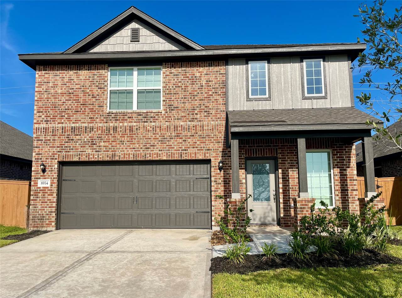 8934 Ice Quartz Drive - Photo 1