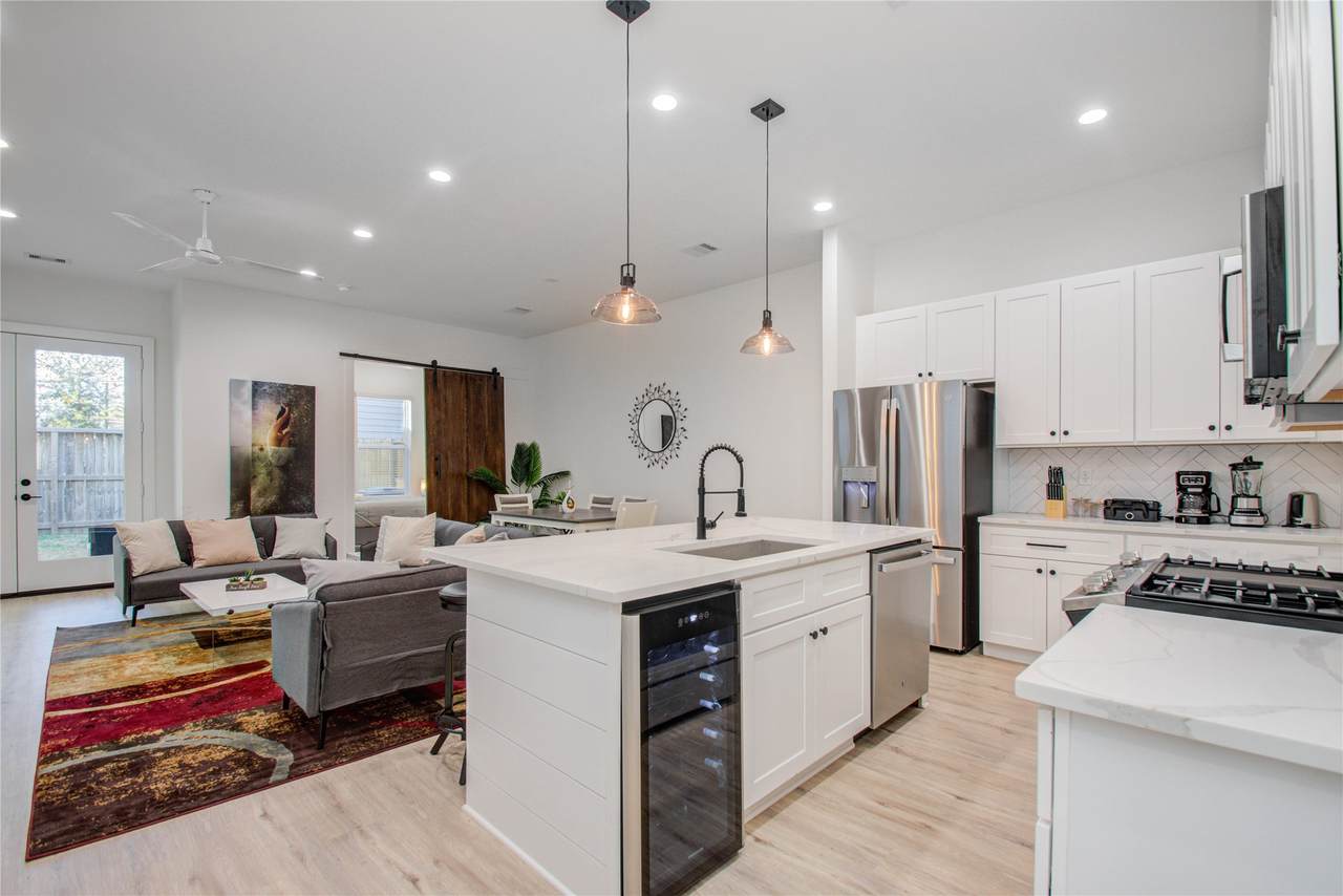 4109 Hare Street - Photo 1