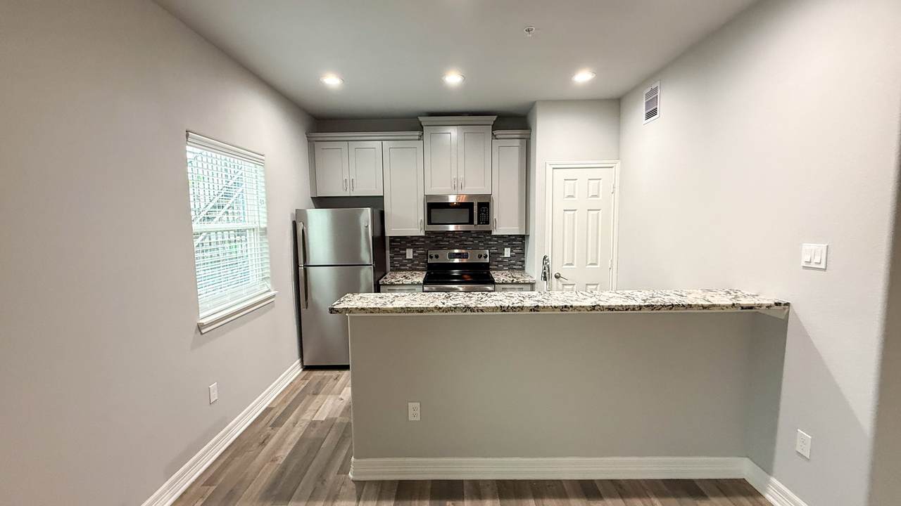 7823 Gladstone Street - Photo 1