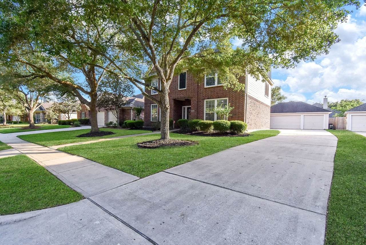 26710 Abbey Springs Lane - Photo 1