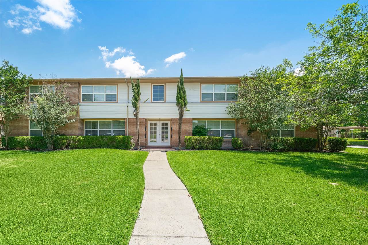 3237 Rosedale Street - Photo 1