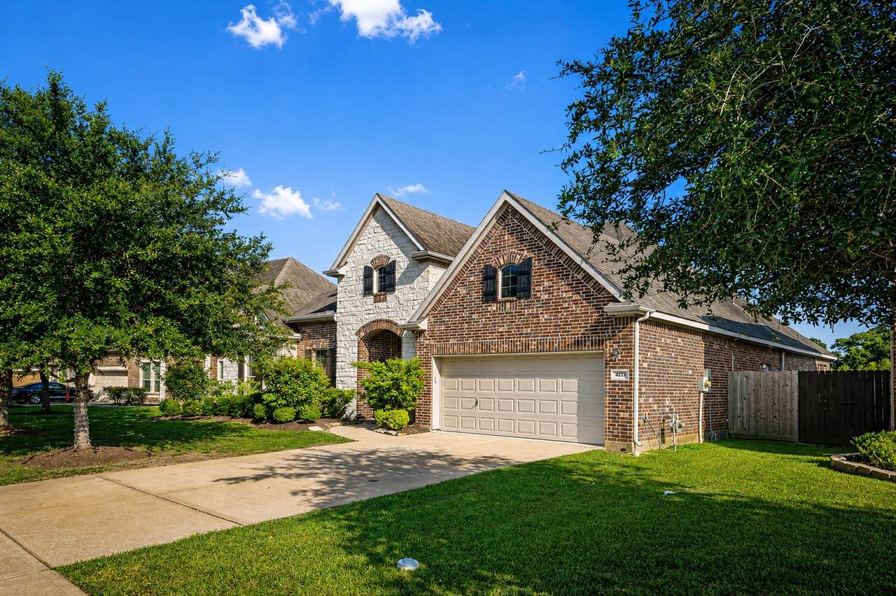 4213 Sycamore Point - Photo 1