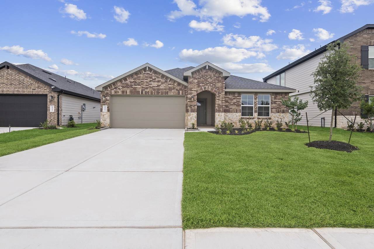 3618 Melbourne Manor - Photo 1