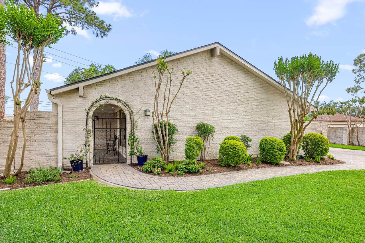 3110 Lynbrook Court - Photo 1