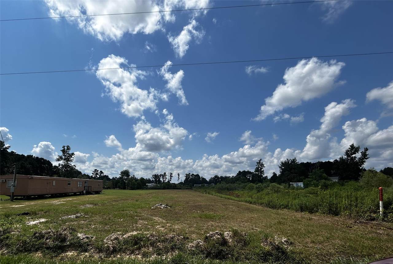 2093 County Road 3479B - Photo 1