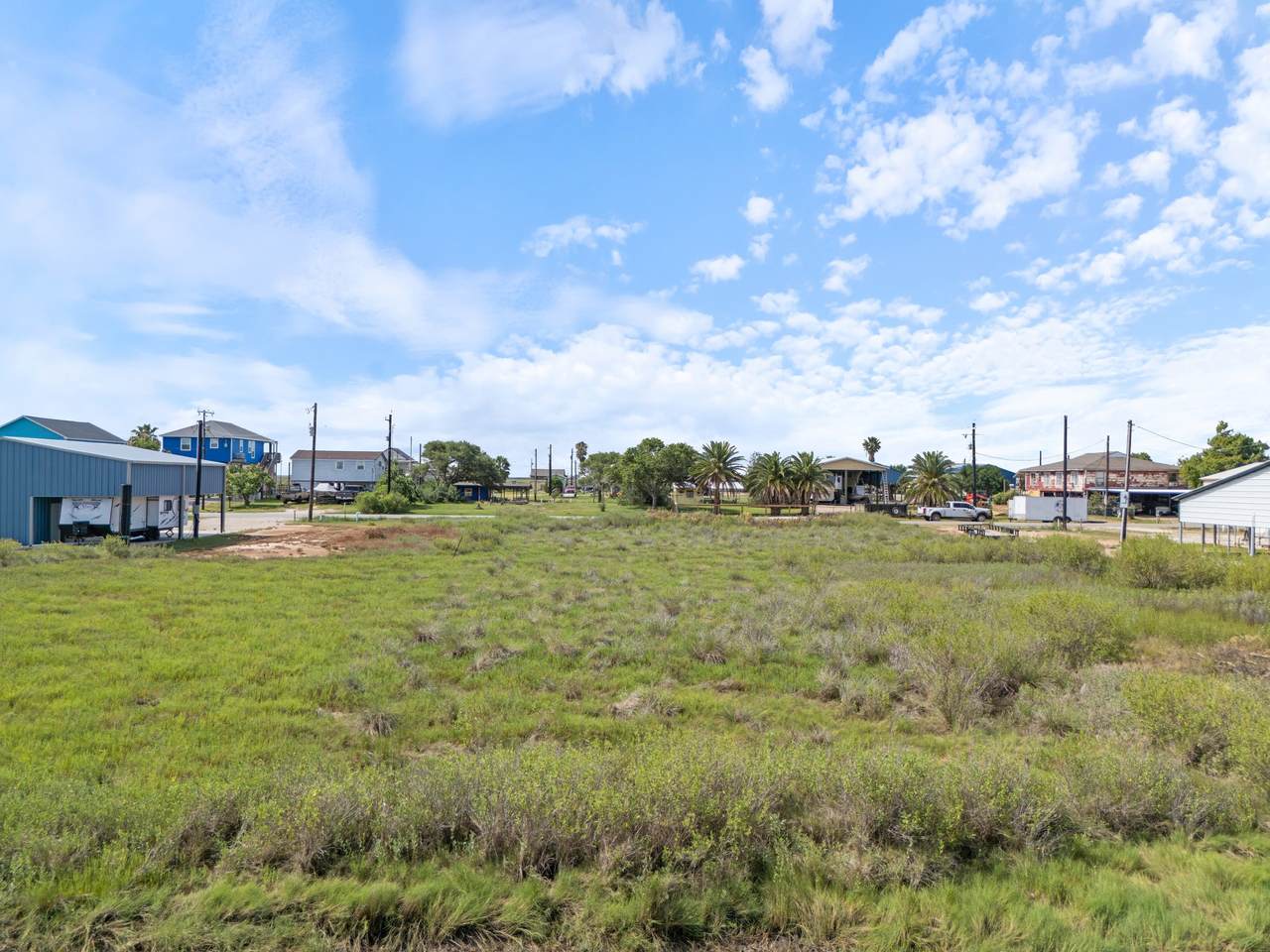 5833 Pelican Street - Photo 1