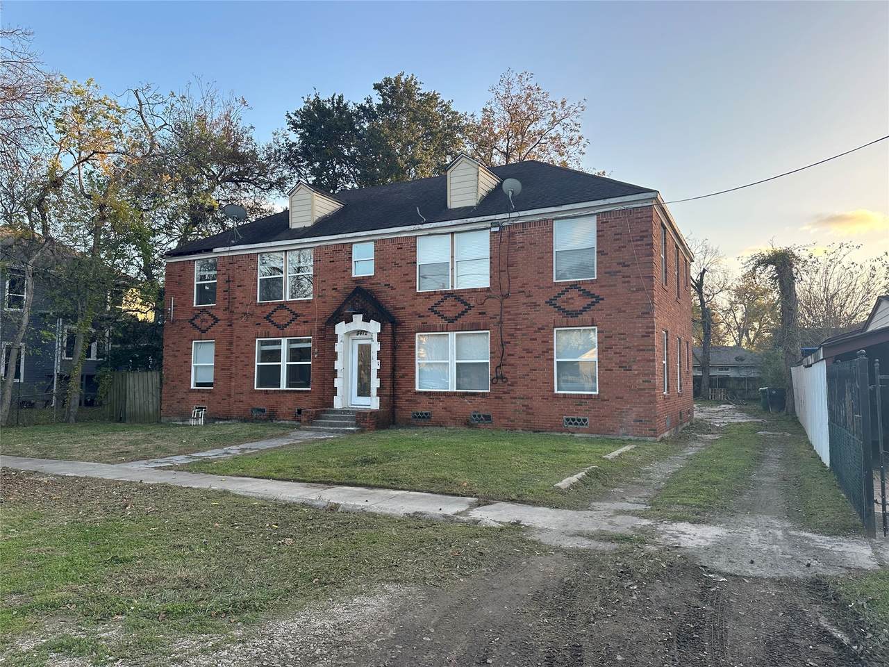 5412 Sherman Street - Photo 1