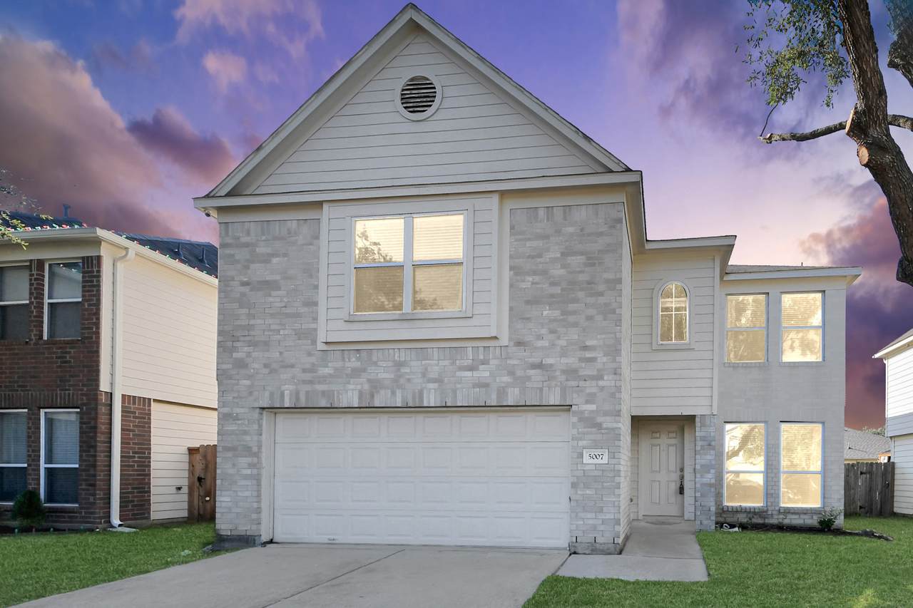 5007 Lamppost Hill Court - Photo 1