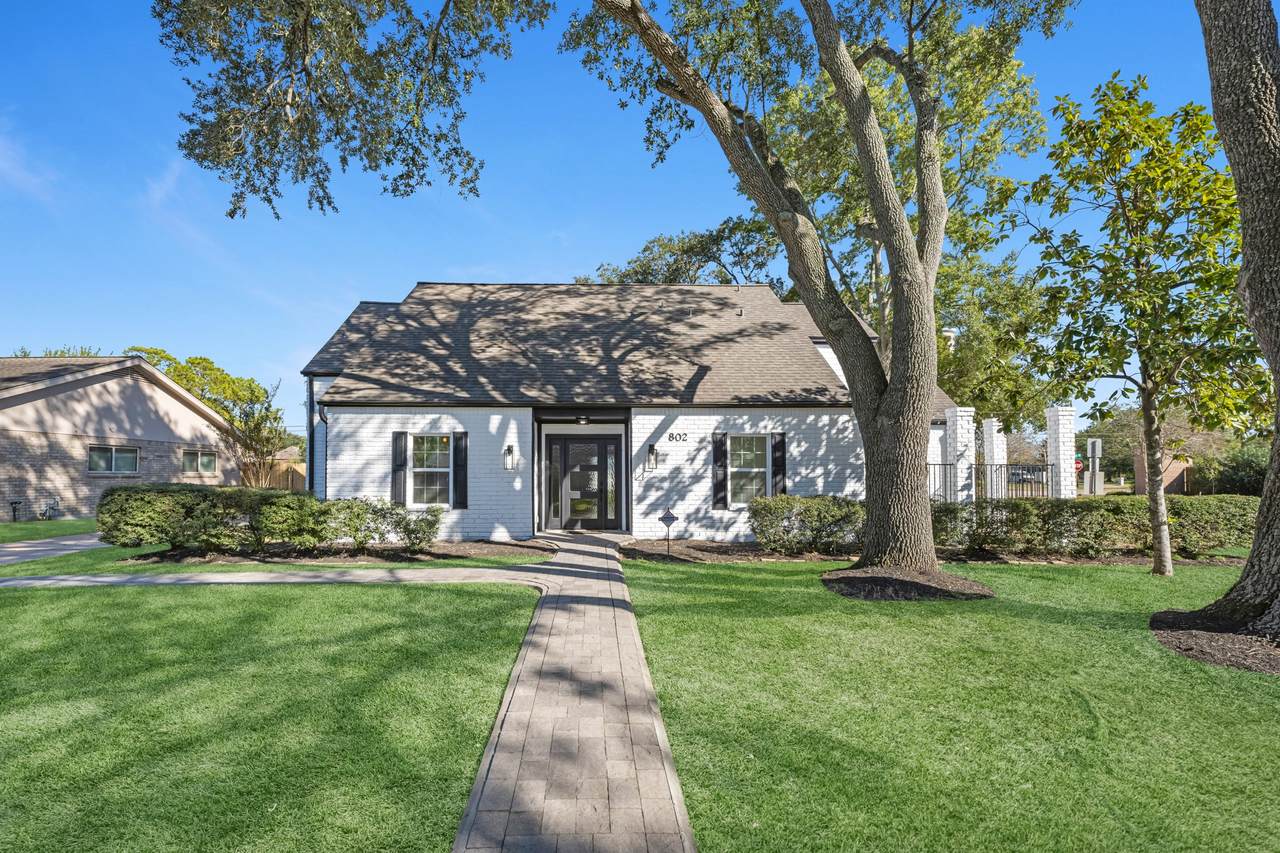 802 Lake Villa Drive - Photo 1