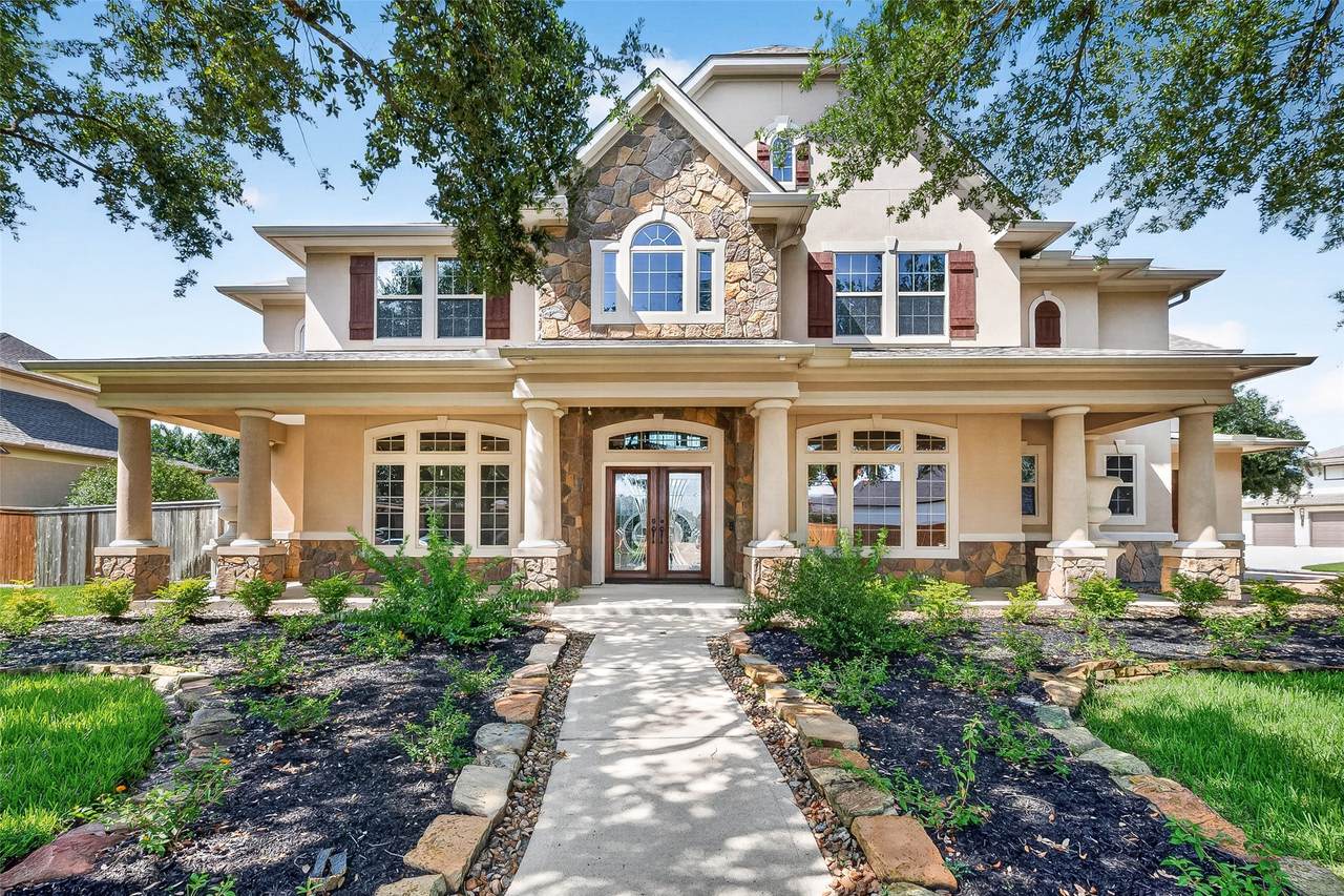 18802 Oriole Point Court - Photo 1