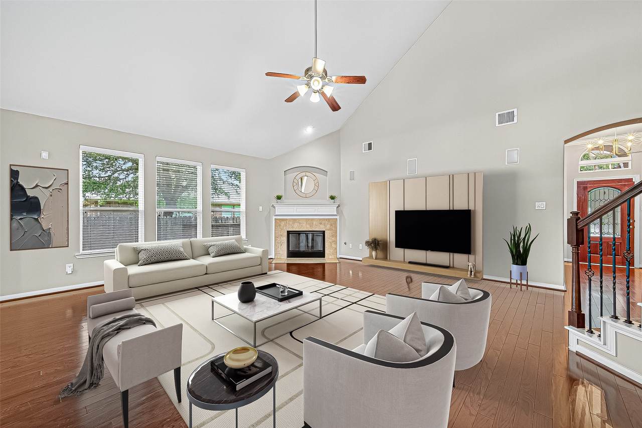 24715 Crystal Leaf Lane - Photo 1