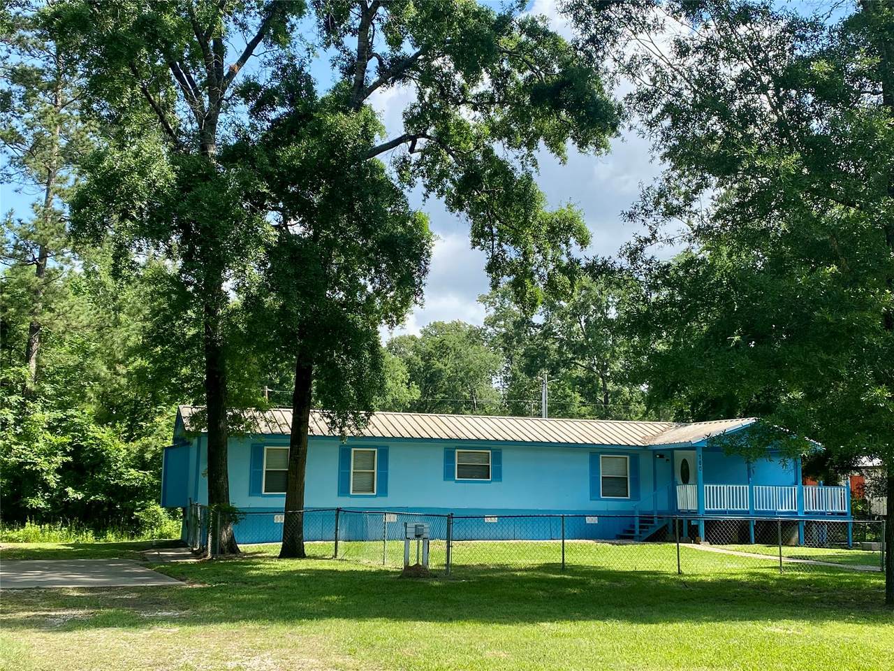 160 Champion Way - Photo 1