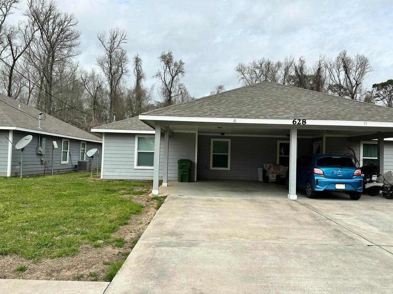 628 Luke Street - Photo 1