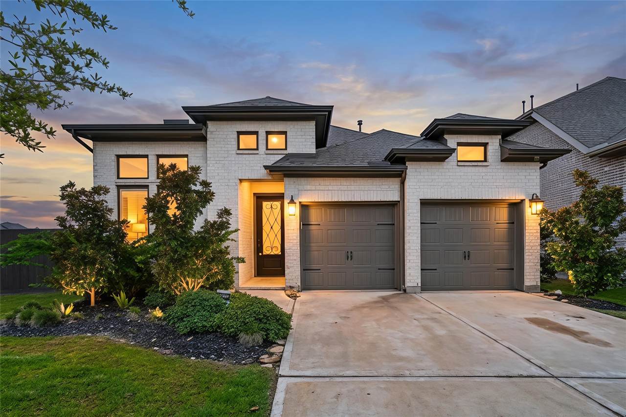 158 Amaranth Way - Photo 1