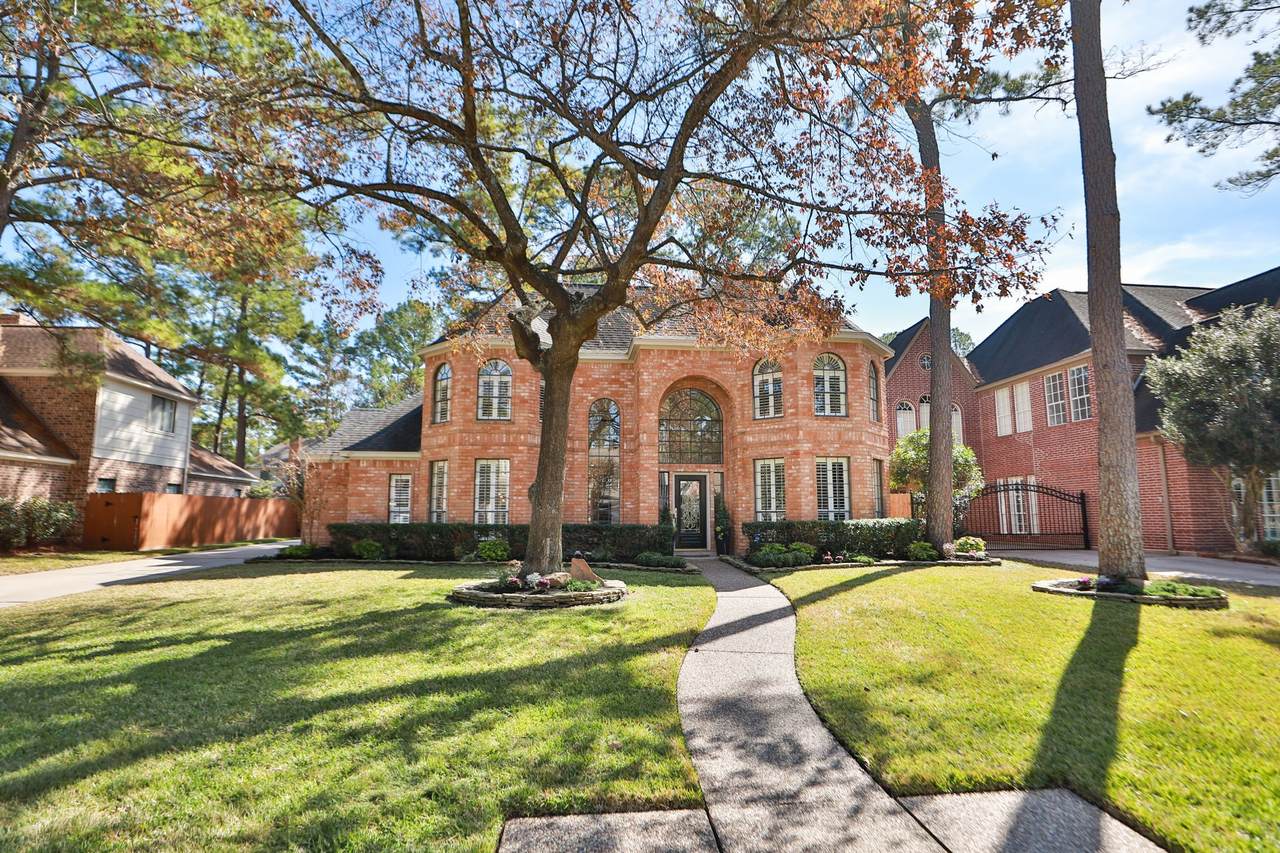 13302 Golden Valley Drive - Photo 1