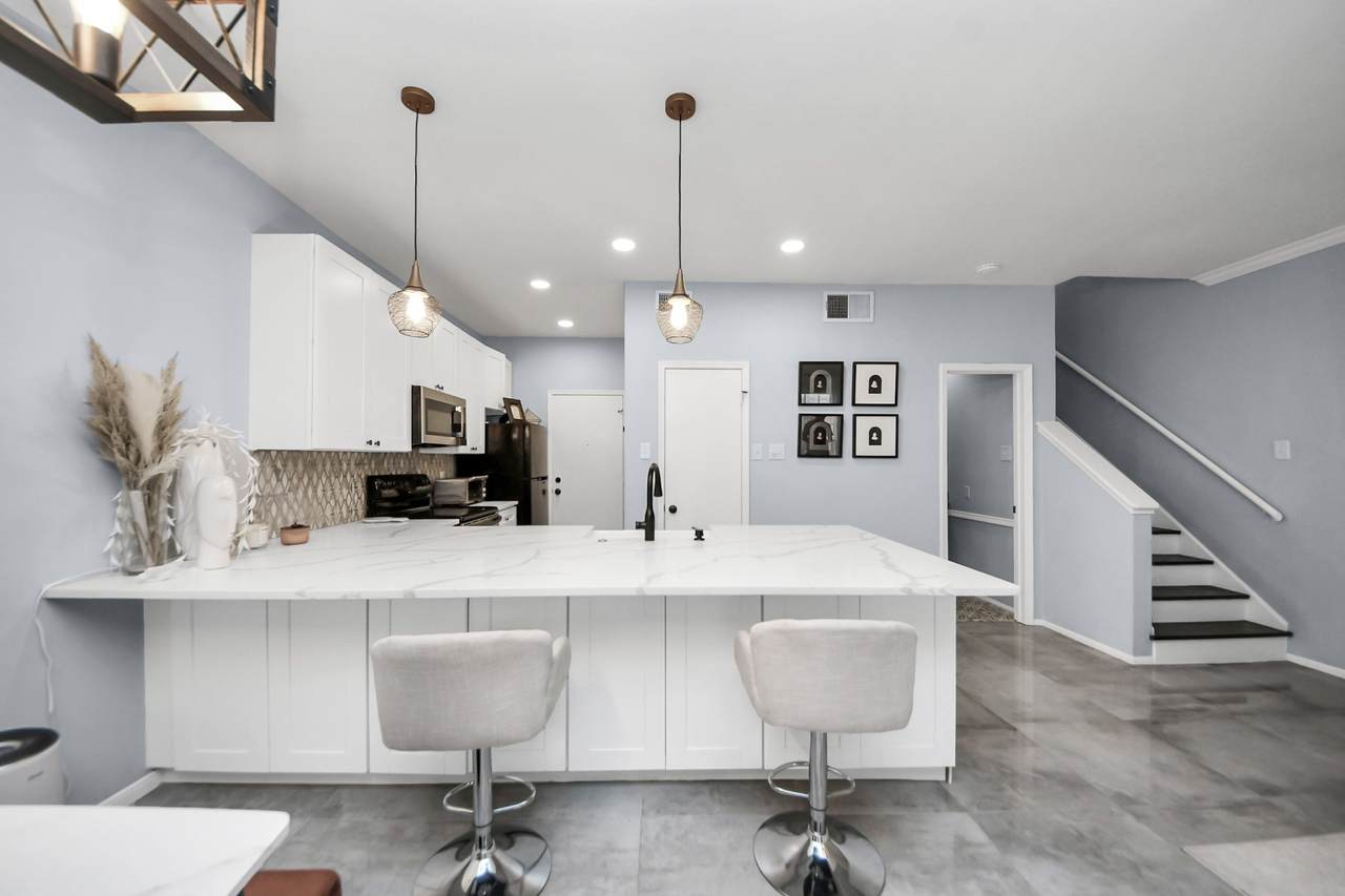 3800 Tanglewilde Street - Photo 1