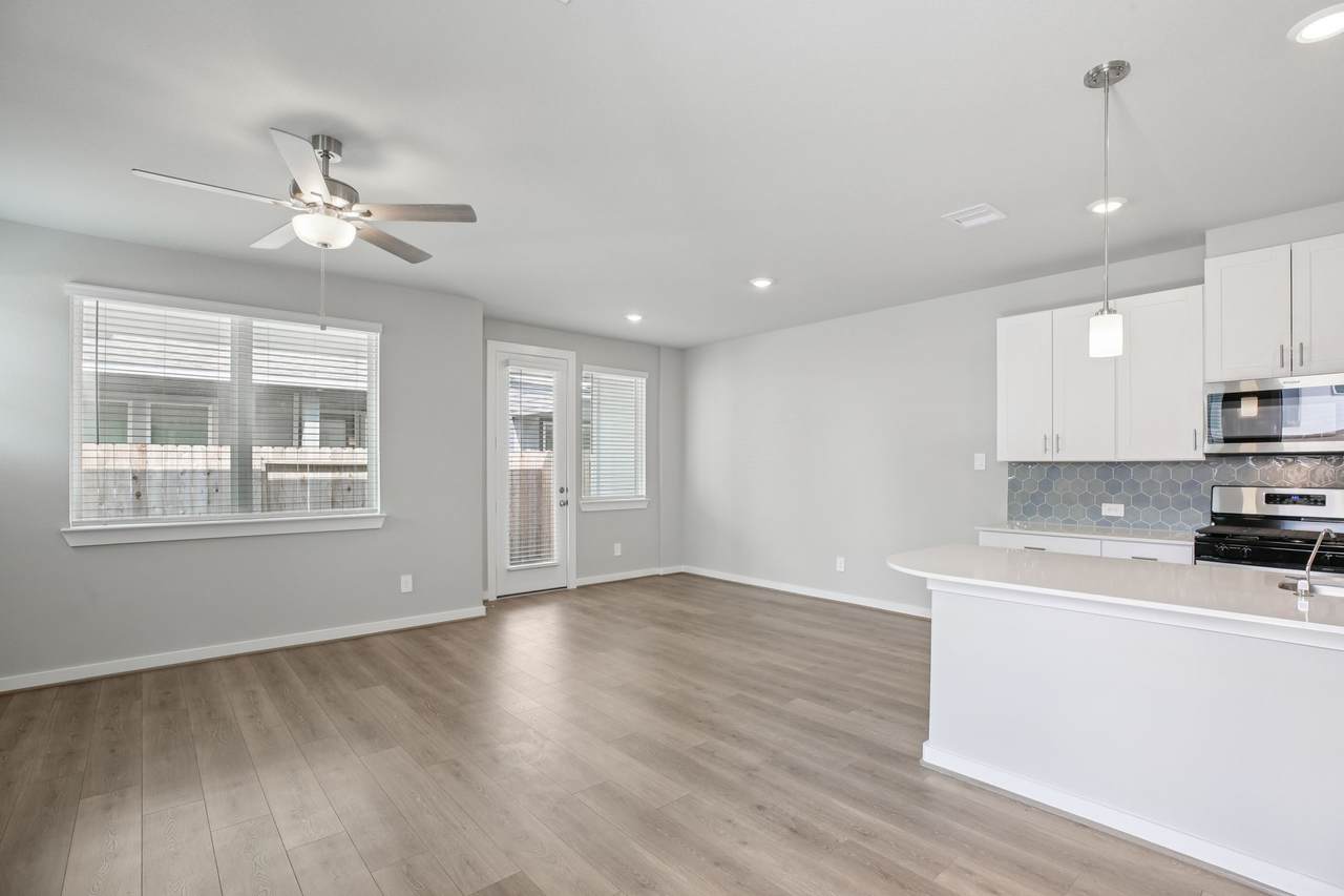 3203 Quiet Sunset - Photo 1