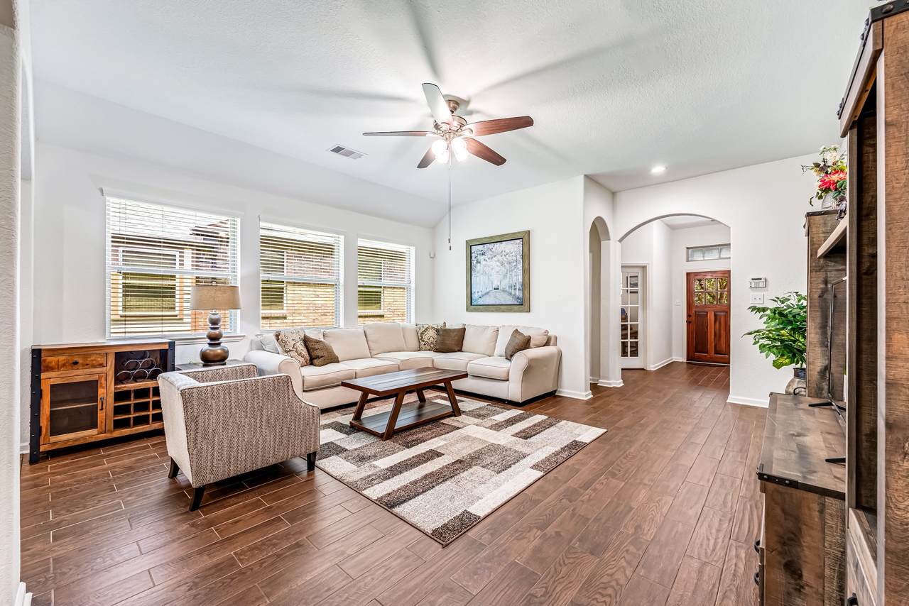 118 Wood Drake Place - Photo 1