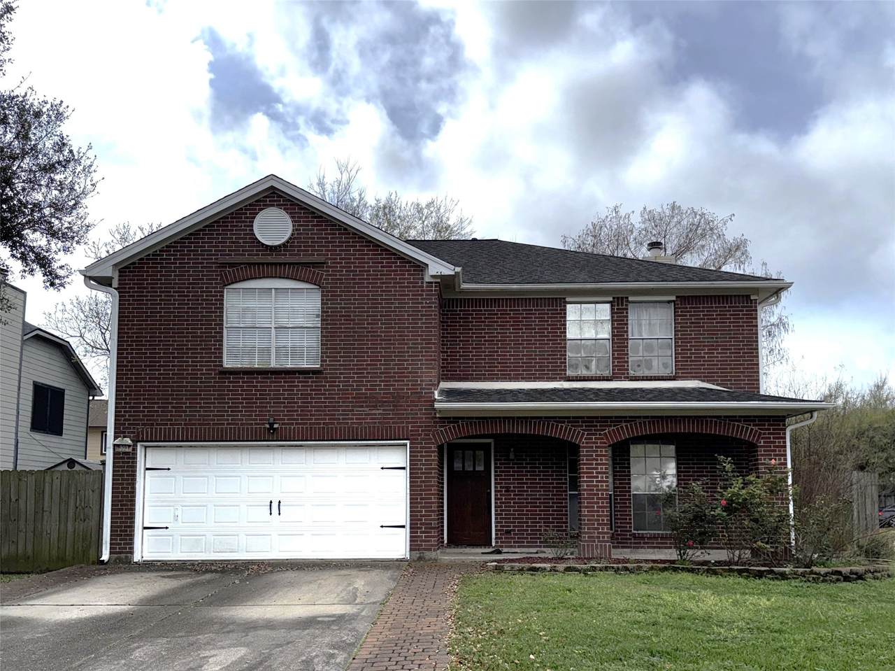 303 Cypress Lane - Photo 1