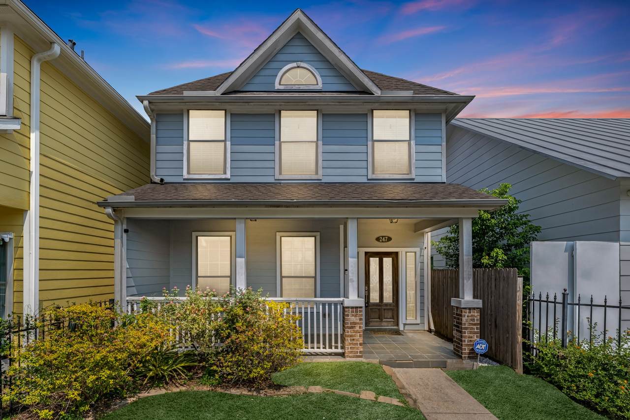 247 25th Street - Photo 1