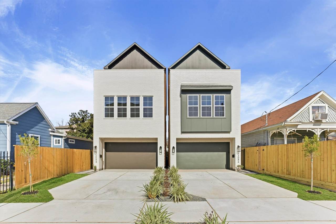 1308 Edwards - Photo 1