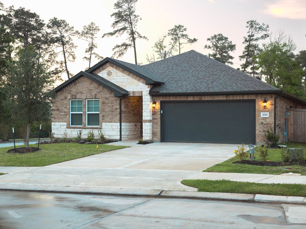 2010 Bluff Oak Court - Photo 1