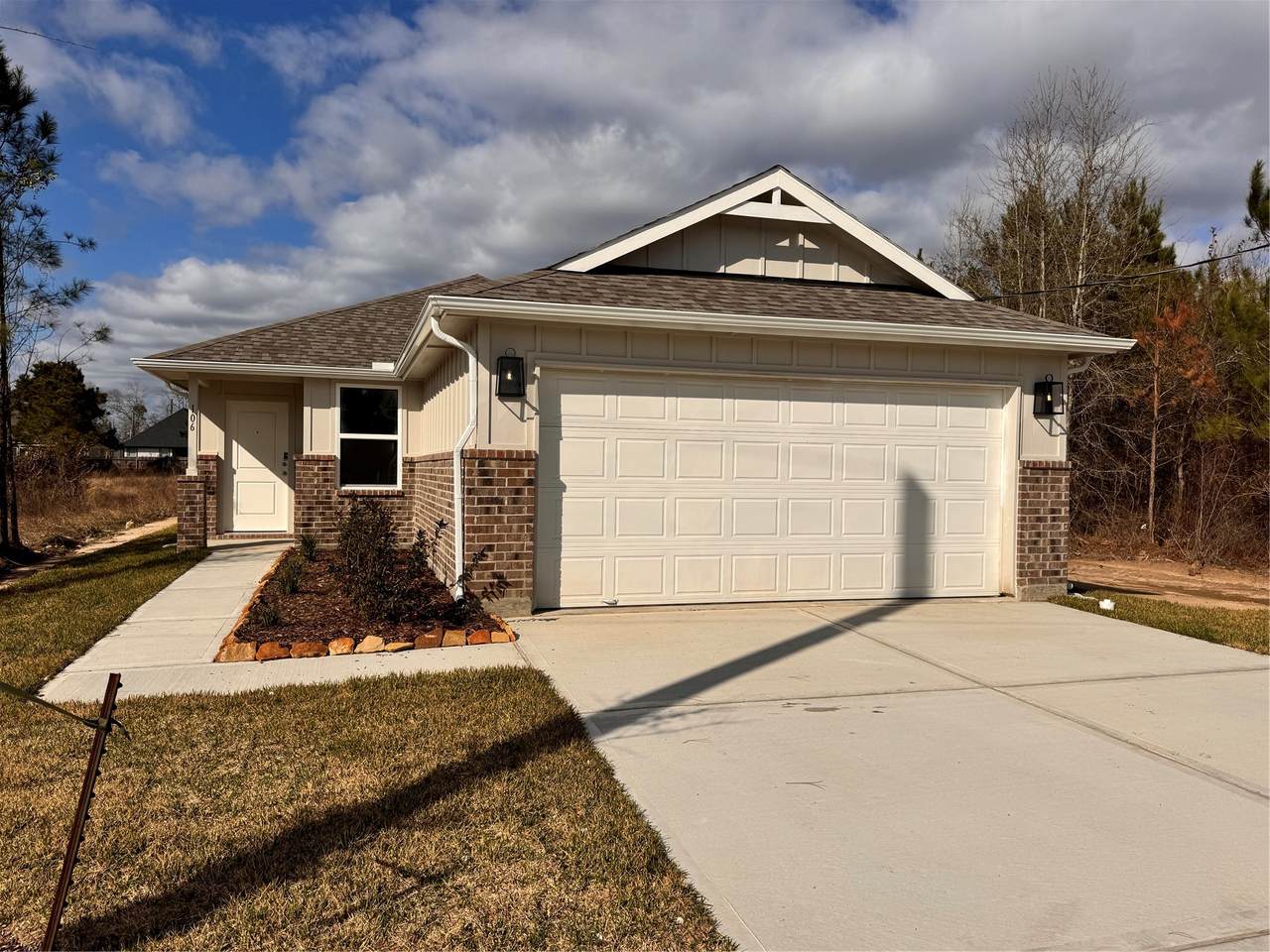 106 Road  5102L - Photo 1