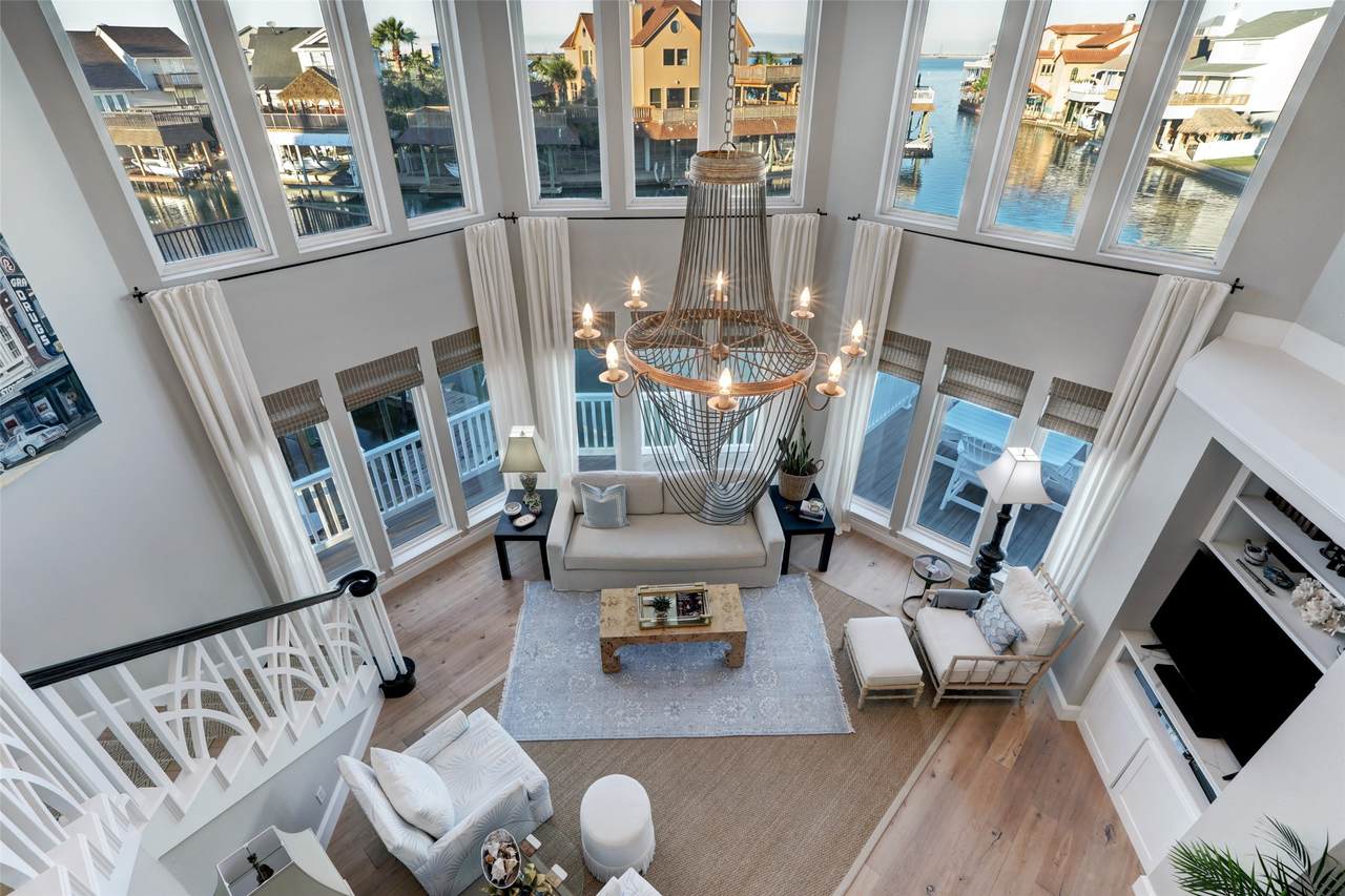 1834 Tiki Drive - Photo 1