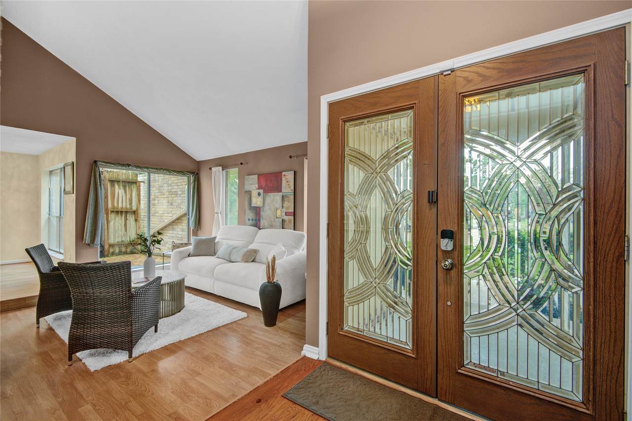 3811 Lamplighter Circle - Photo 1