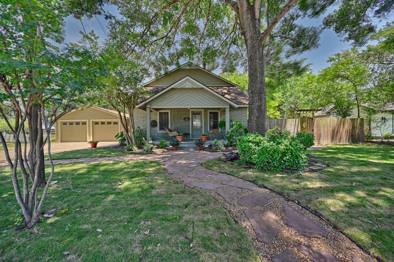 1026 Atchison Street - Photo 1