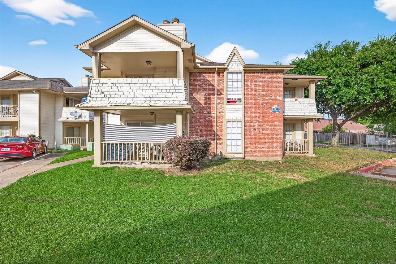 11500 Meadow Lane - Photo 1