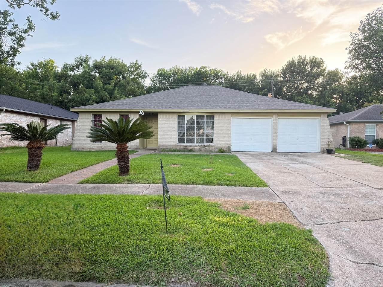 10718 Plainfield Street - Photo 1