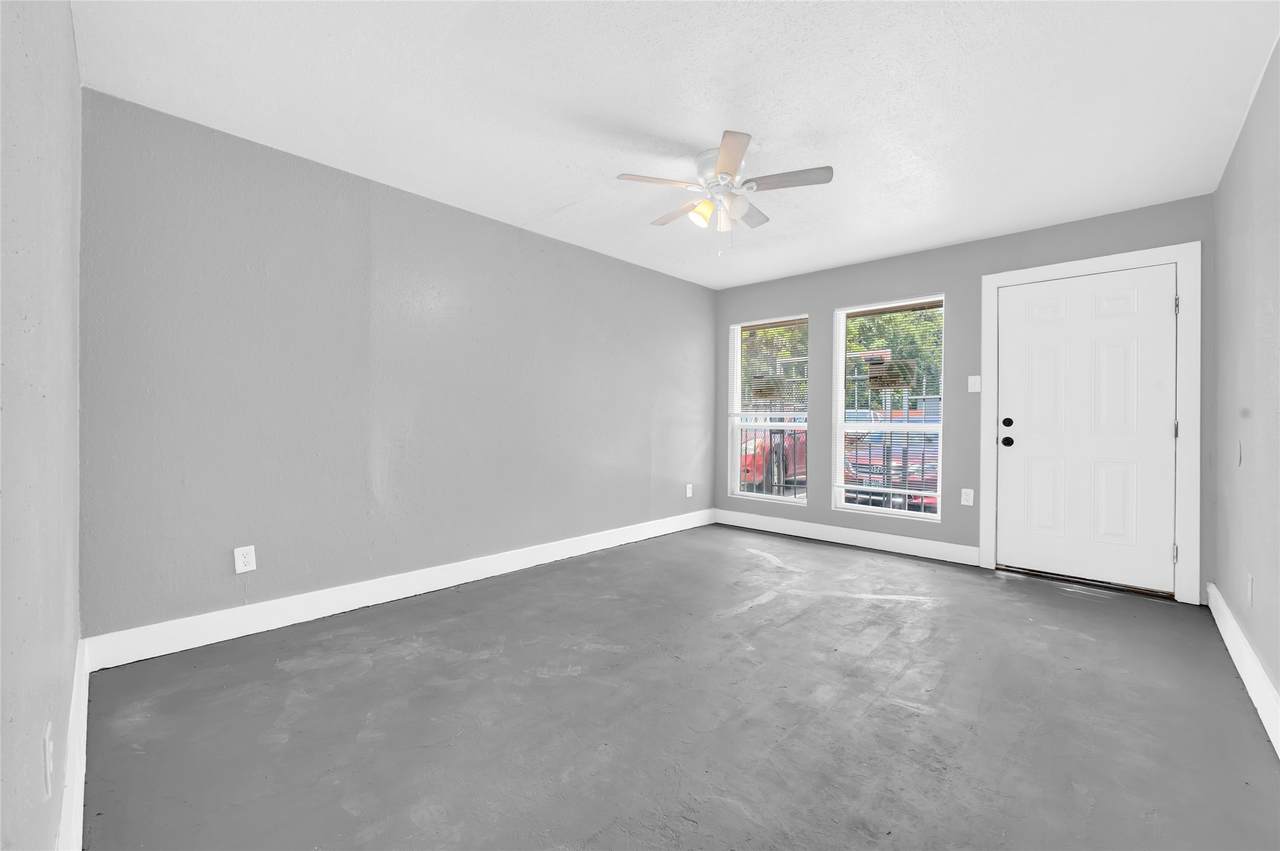 3802 Dabney - Photo 1