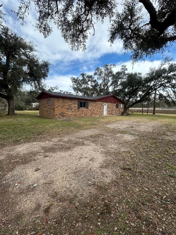 5811 E S F Austin Road - Photo 1