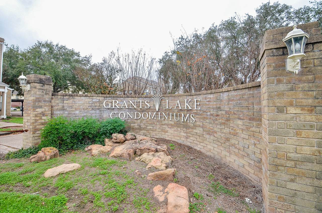 2710 Grants Lake Boulevard - Photo 1