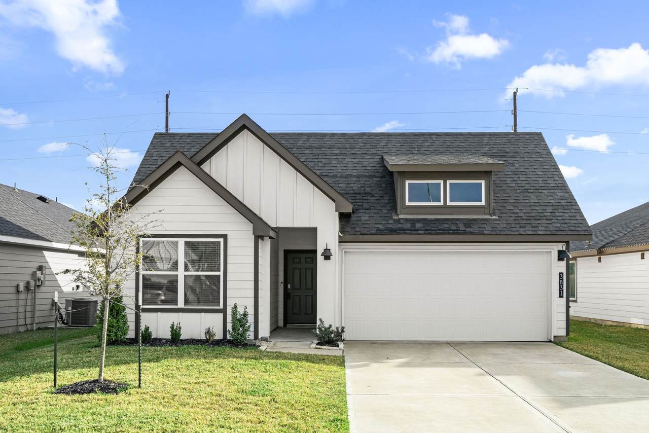 3831 Beltingham Bend Way - Photo 1