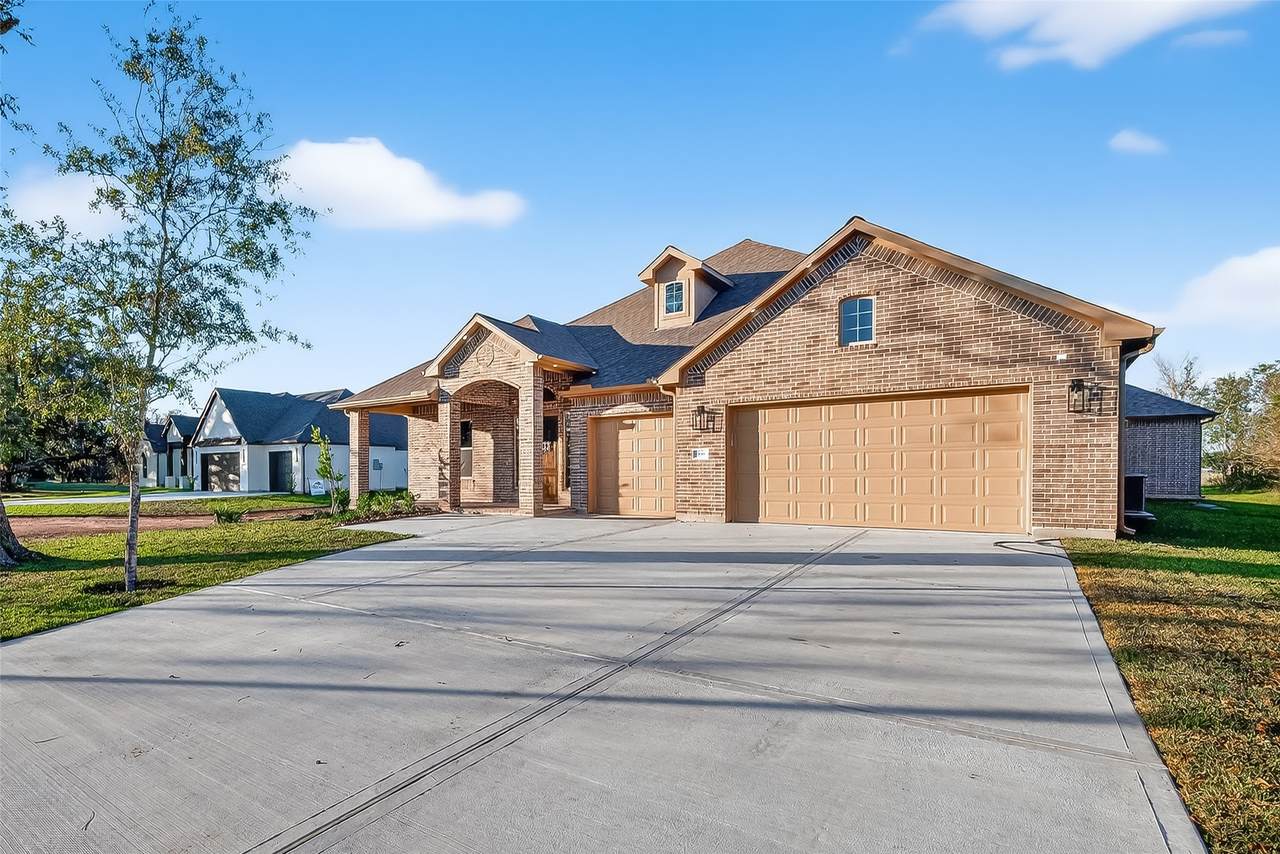 350 Lakeland Circle - Photo 1